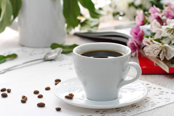 Goedemorgen Kopje Koffie Tabel Voor Een Mooie Dag — Stockfoto