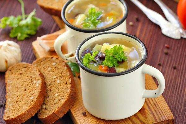 Sopa Casera Con Frijoles Rojos Verduras Servidas Con Especias Verduras —  Fotos de Stock