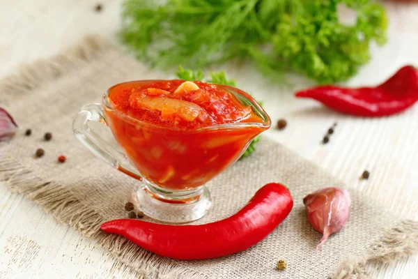 Веганская Еда Вкусный Домашний Соус Овощей Пряный Томатный Соус Чили — стоковое фото