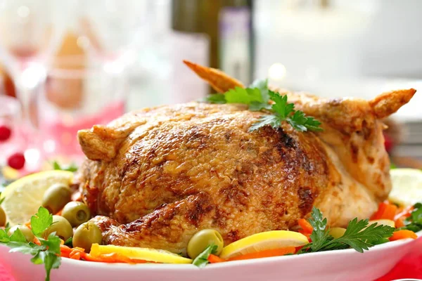 Festessen Gebackenes Hühnchen Gefüllt Mit Schinken Und Champignons Leckere Gefüllte — Stockfoto