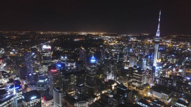 Auckland gece uçağı gördüm