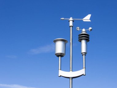 Hava tahmin istasyonu veya rüzgar hızı, hava basıncı, parçacıklar ve hava nemi ölçümleri için Meteoroloji İstasyonu