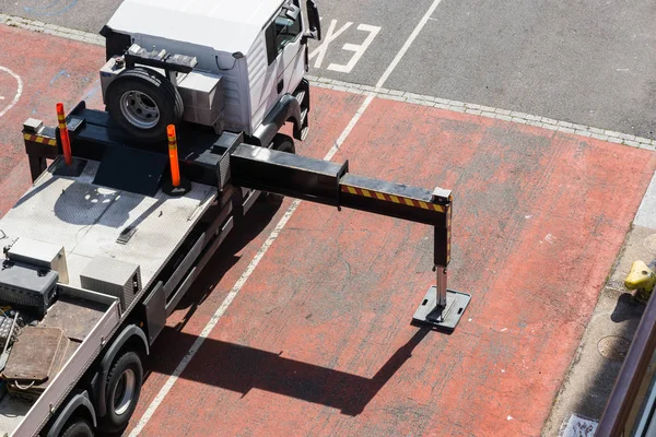 Street View Stand Foot Pedestal Mobile Crane Truck — Stock Photo, Image