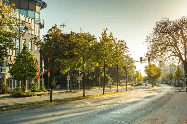 Straßenansicht Der Stadt Rostock Morgen Kurz Nach Sonnenaufgang — Stockfoto