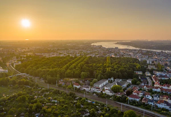 Luftaufnahme Der Stadt Rostock Bahngleise Warnow Hintergrund — Stockfoto