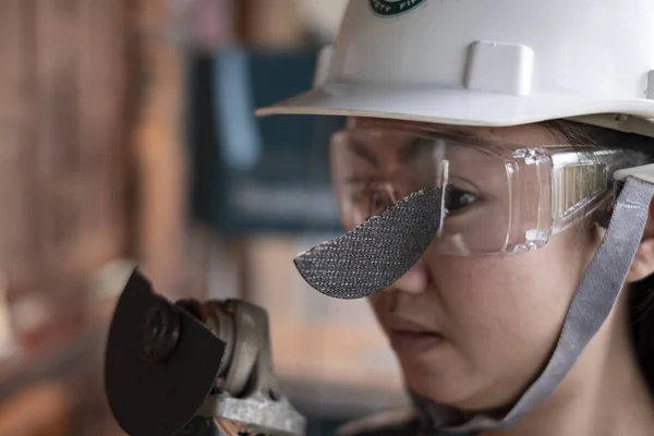 Wear safety glasses saved this engineer women is eye while work because plug in cutting disc broken, Dangers of using power tools, Safety firs