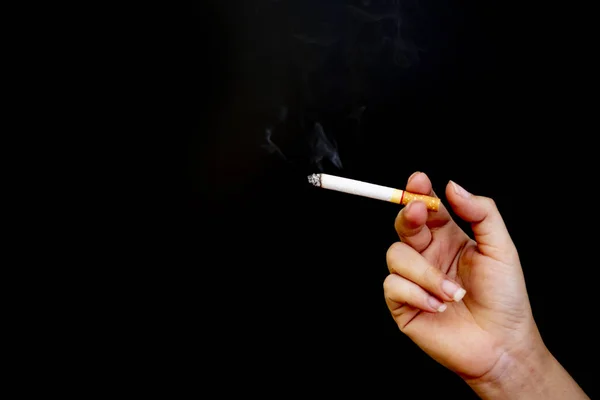 Las Mujeres Fumando Cigarrillo Imagen Del Cigarrillo Mano Con Humo — Foto de Stock