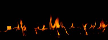 Yangın sanat siyah arka plan üzerinde alevler, yanan kırmızı sıcak yükselişi, ateşli turuncu parlak uçan parçacıklar kıvılcım