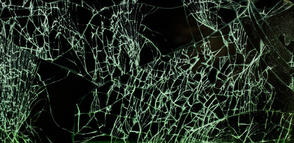 Смартфон стекло треснул
 