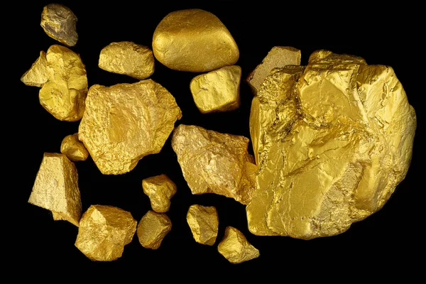 Gruppe Edler Goldnuggets Auf Schwarzem Hintergrund — Stockfoto