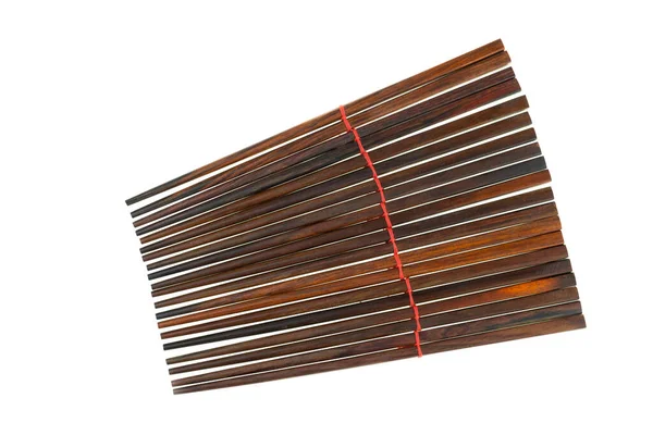 红木做的木制筷子 背景为白色 — 图库照片