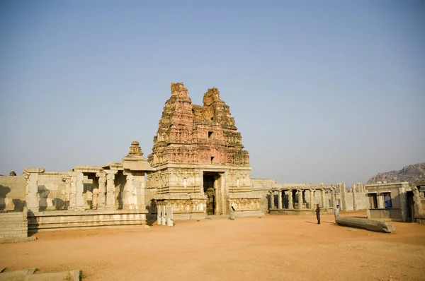 Antik tapınak Hampi, Hindistan'da karmaşık.