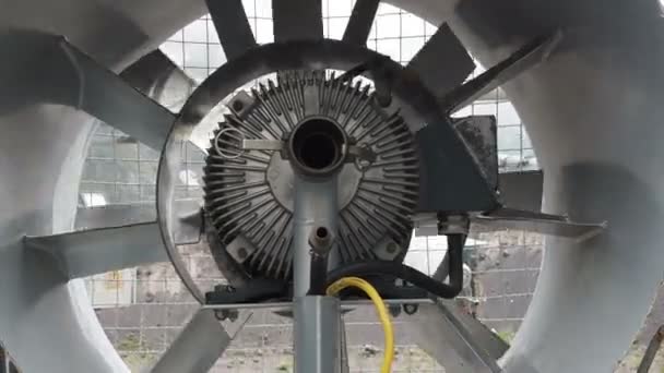 Gran Ventilador Ventilación Eléctrica Metal Industrial Aire Libre — Vídeo de stock