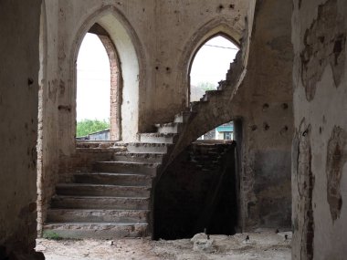 Saratov, Rusya 'daki antik Lüteriyen kilisesinin kalıntıları. Bina 1907 'de Volga bölgesindeki Almanlar tarafından inşa edildi. Devrimde komünist vandallar tarafından yıkıldı..