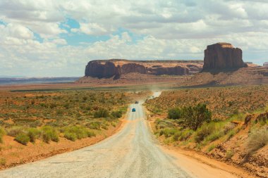Arizona ve Utah sınırındaki Anıt Vadisi, ABD