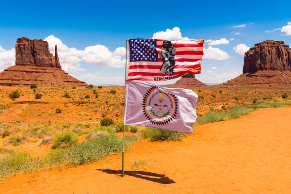 美国亚利桑那州与犹他州交界的名胜古迹谷 — 图库照片
