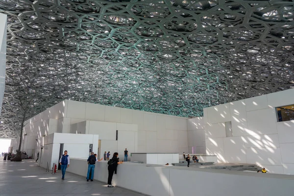 Abu Dhabi Émirats Arabes Unis Janvier 2020 Toit Louvre Abu — Photo