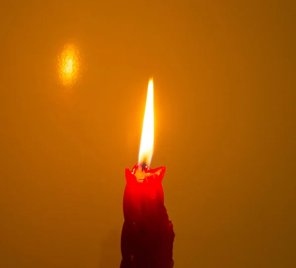Κόκκινο Κερί Που Καίει Στο Σκοτάδι Μυστήριο Και Ρομάντζο Χρόνος — Φωτογραφία Αρχείου