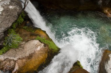 Alanya dağlarında kanyon ve şelaleler, Türkiye, Sapadere. Th güzel bir yolculuk