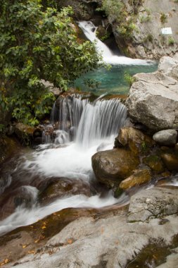 Alanya dağlarında kanyon ve şelaleler, Türkiye, Sapadere. Th güzel bir yolculuk