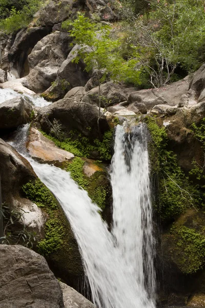Alanya dağlarında kanyon ve şelaleler, Türkiye, Sapadere. Th güzel bir yolculuk