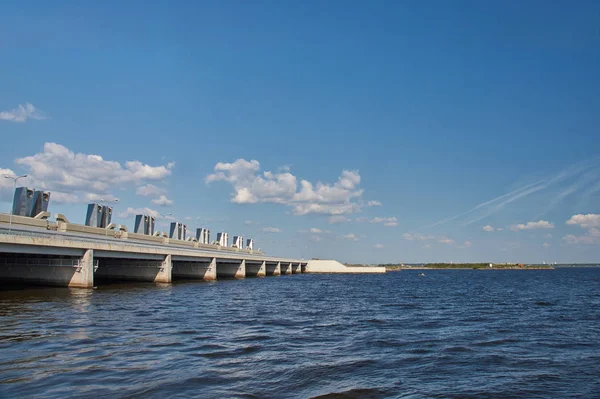 Finlandiya Körfezi 'nde geçit Barajı. Saint-Petersburg, Rusya Federasyonu