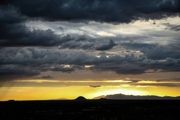 Paesaggio Tramonto Quando Grande Temporale Sta Arrivando Nella Riserva Erindi — Foto Stock