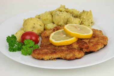 Wiener schnitzel, dana pirzola, Avusturya mutfağı