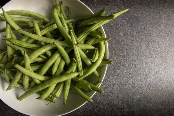 Frijoles Verdes Sobre Fondo Oscuro — Foto de Stock