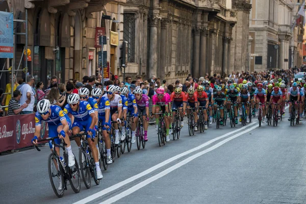 Roma Italia Mai 2018 Grup Bicicliști Profesioniști Străzile Romei Ultima — Fotografie, imagine de stoc