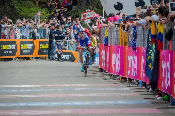 Bardonecchia Italië Mei 2018 Wielrenner Thibaut Pinot Passeert Finish Vernietigd — Stockfoto