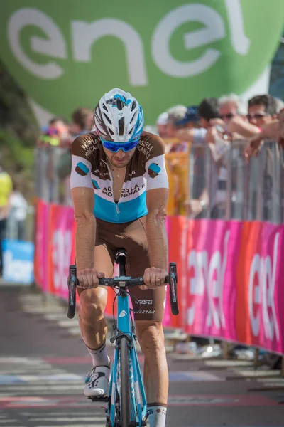 Bardonecchia Italia Mayo 2018 Ciclista Profesional Ag2R Mondiale Team Pasa — Foto de Stock