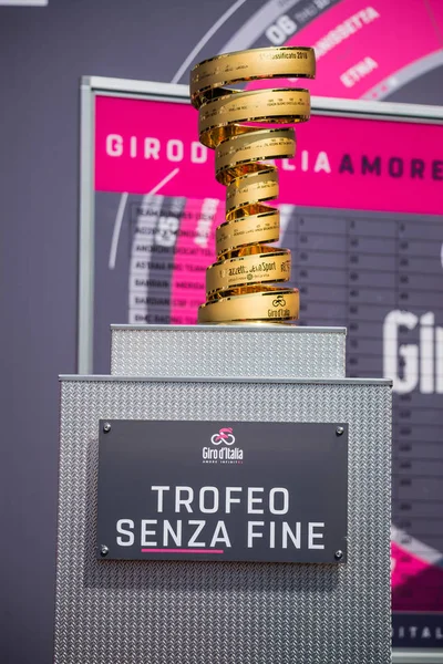 Abbiategrasso Olaszország 2018 Május Végtelen Trophy Győztese Giro Italia 2018 — Stock Fotó