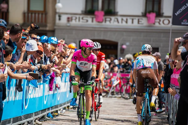 Tolmezzo Italia Mayo 2018 Ciclismo Profesional Poco Antes Una Dura — Foto de Stock