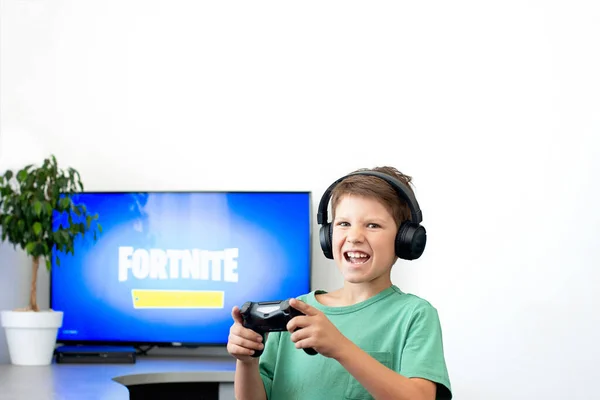 Teenager Plays Computer Game Headphones Joystick Game Console — Stock Photo, Image