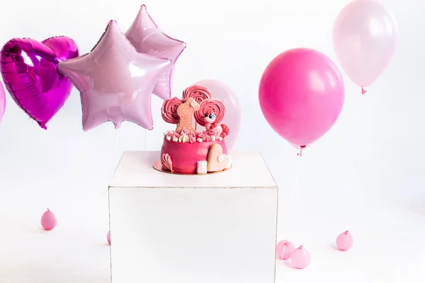 Różowy Tort Urodziny Jednorocznej Dziewczyny Balony Jednorożec — Zdjęcie stockowe