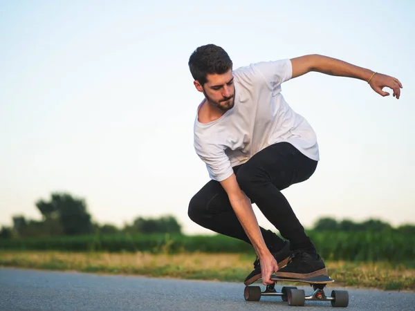 Shallow Focus Shot Handsome Caucasian Male Riding Skateboard Outdoors — Stock Photo, Image