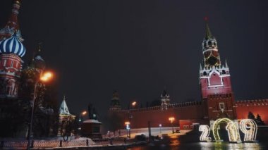 Saint Basils Katedrali, Kremlin saat, Kremlin duvarı, panorama, gece, hiçbir insan