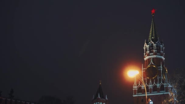 Kremlin Clock or Chimes, Red Square, Moscow, most popular symbols of the country — Stock Video