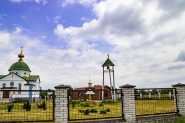 Tanrı 'nın yeni tuğla Tapınağı, daha yeni inşa edilmiş