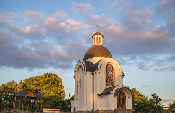 God's nieuwe bakstenen tempel, nieuw gebouwde — Stockfoto