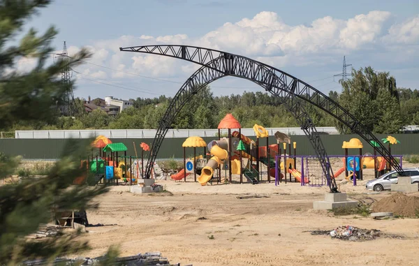 Construcción de un nuevo parque infantil — Foto de Stock