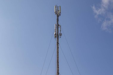 Hücresel Tekrarlayıcı, kablosuz iletişim ve Internet yayını için mast