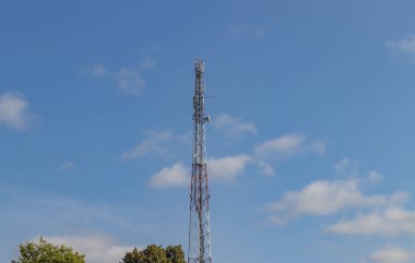 Hücresel Tekrarlayıcı, kablosuz iletişim ve Internet yayını için mast