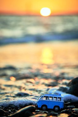   Denizde gün batımı