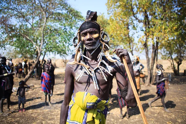 Omo Valley Äthiopien Januar 2018 Mursi Man Village Jinka Äthiopien — Stockfoto