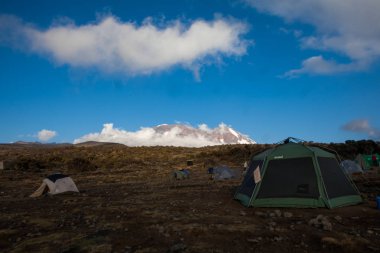 Machame rota Shira kampında