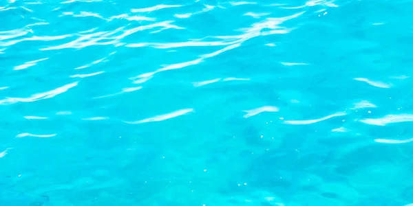Onderwater Landschap Diepblauwe Water Van Oceaan Waterlijn Splitsen Skyline Duikers — Stockfoto