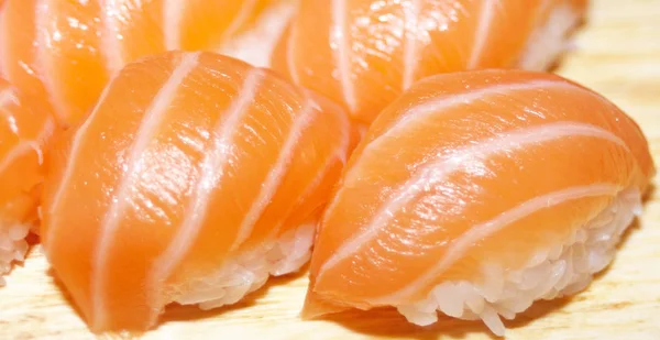 Sushis Prato Restaurante Japonês Banner Fundo Panorâmico Closeup Sushi Aburi — Fotografia de Stock