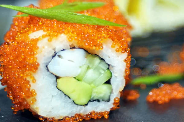 Rolka Lososem Avokádem Okurkou Sushi Menu Japonské Jídlo — Stock fotografie